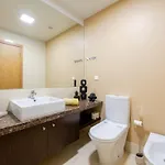 Nomad Escape Spacious With Pool & Gym Apartment *