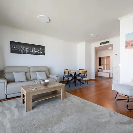 Appartement Nomad Escape Spacious With Pool & Gym Funchal (Madeira)