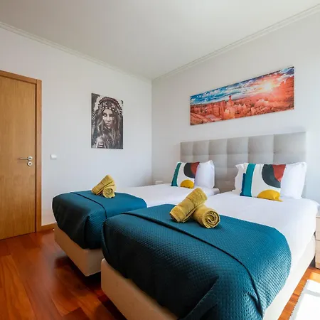 Nomad Escape Spacious With Pool & Gym Фуншал