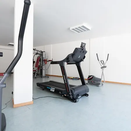 Nomad Escape Spacious With Pool & Gym