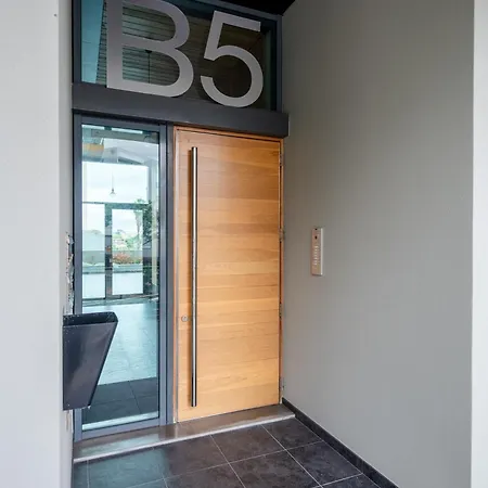 Nomad Escape Spacious With Pool & Gym