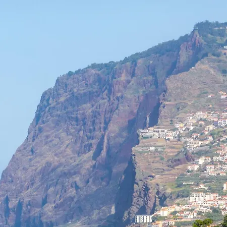 Nomad Escape Spacious With Pool & Gym Funchal (Madeira)