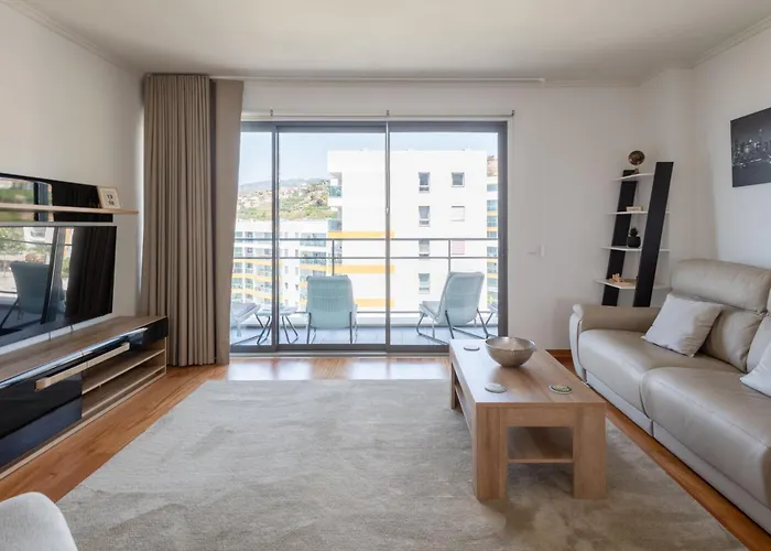 Nomad Escape Spacious With Pool & Gym Appartement *