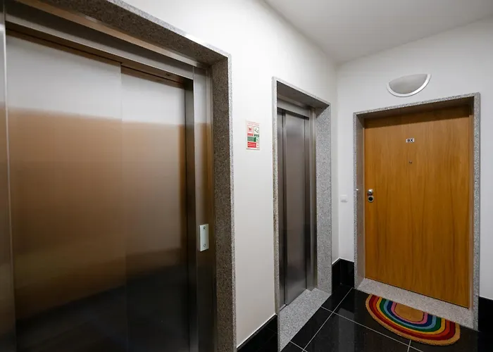 Nomad Escape Spacious With Pool & Gym *